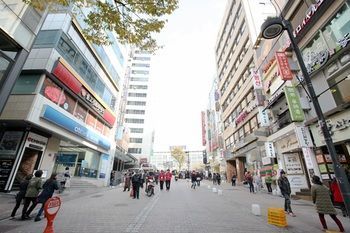 Ekonomy Myeongdong *