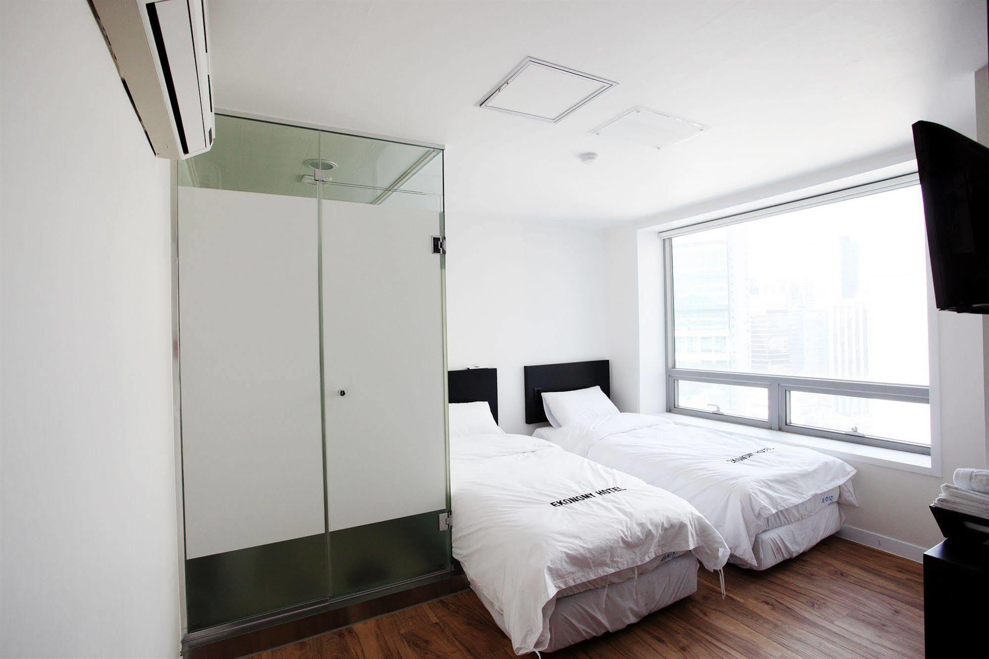 Hostel Ekonomy Myeongdong Seoul