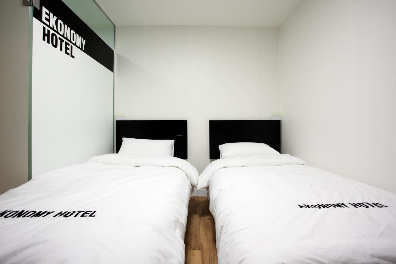 Ekonomy Myeongdong Hostel Seoul